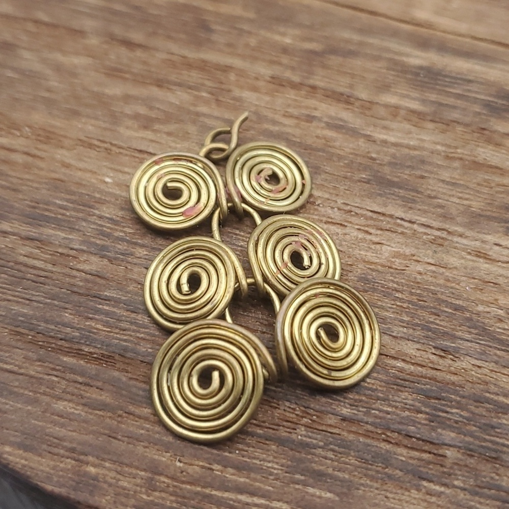 12k gold acid tested Aztec swirl necklace pendant